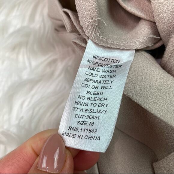 She & Sky Belted Slim Fit Paperbag Waist Trousers Taupe Size M NWT Wantable - Picture 3 of 11